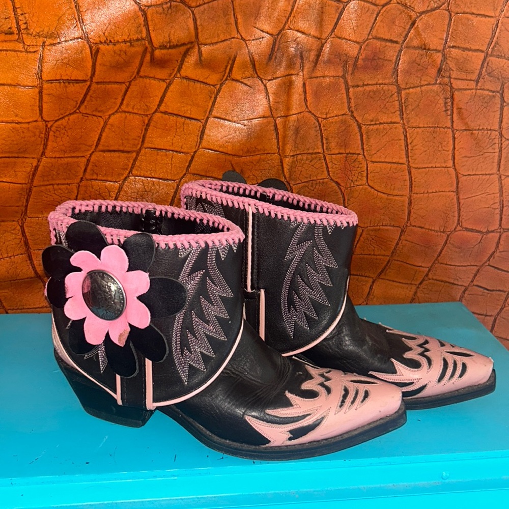 Pink Western, Handmade booties